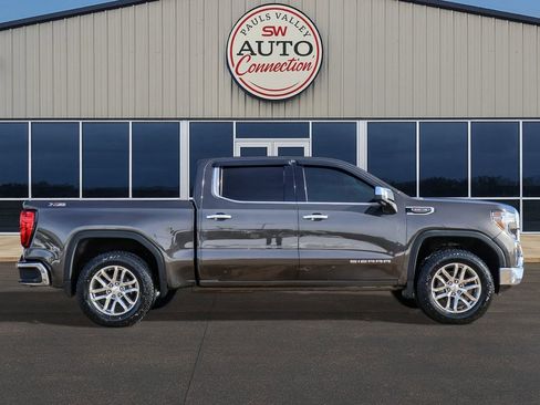 Used 2019 GMC Sierra 1500 SLT w/ SLT Premium Plus Package AWD/4WD image 8