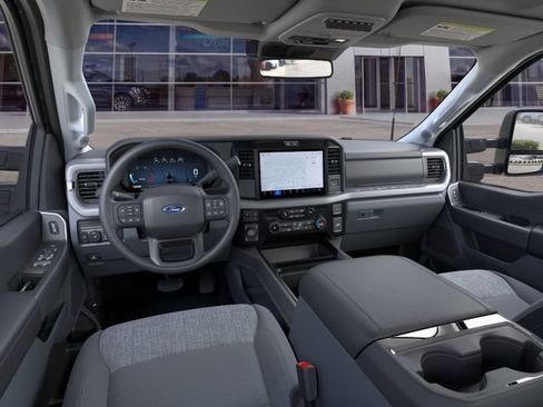 New 2026 Ford F250 XLT w/ XLT Premium Package AWD/4WD image 9