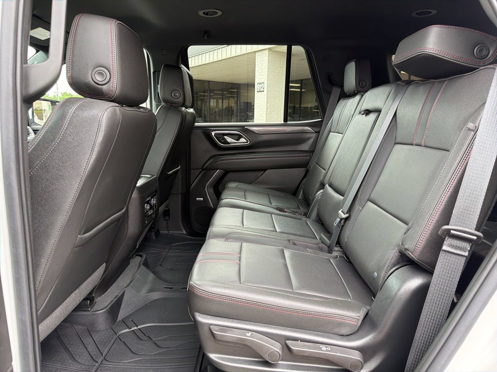 Used 2023 Chevrolet Tahoe RST AWD/4WD image 37