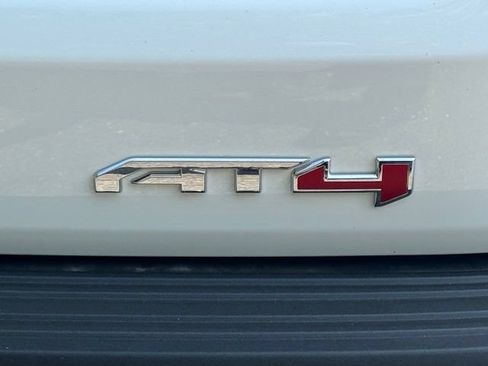 New 2026 GMC Yukon AT4 Ultimate w/ LPO, Floor Liner Package AWD/4WD image 12