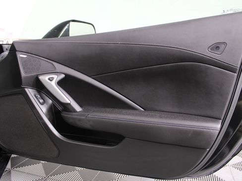 Used 2017 Chevrolet Corvette Stingray Coupe w/ Carbon Flash Badge Package image 36