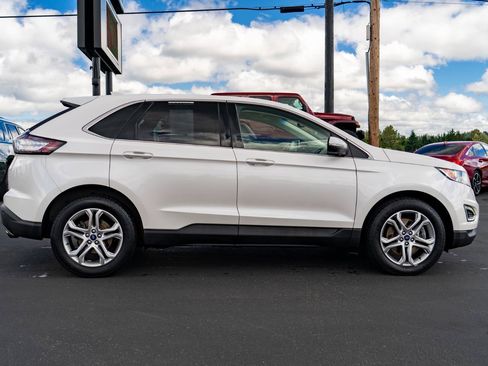 Used 2016 Ford Edge Titanium AWD/4WD image 7
