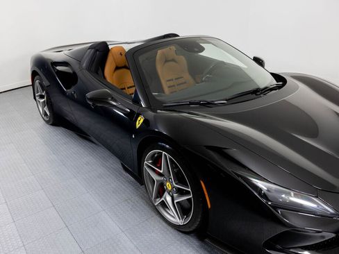 Certified 2023 Ferrari F8 Tributo image 16