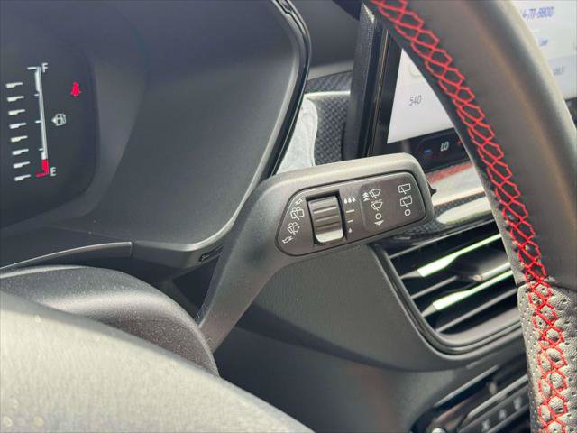 Used 2023 Ford Escape ST-Line w/ Tech Pack #1 AWD/4WD image 25