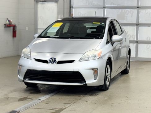 Used 2013 Toyota Prius Four image 3
