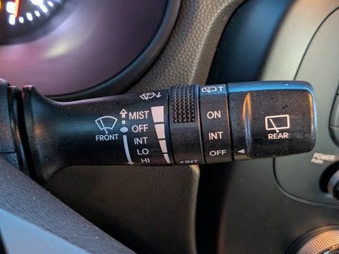 Used 2019 Kia Soul FWD image 28