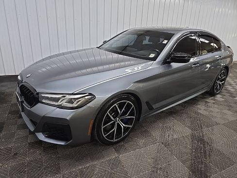 Used 2021 BMW M550i xDrive w/ Executive Package AWD/4WD image 9