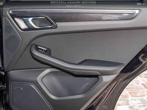 Used 2024 Porsche Macan image 13