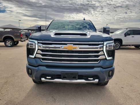Used 2024 Chevrolet Silverado 2500 High Country w/ Technology Package image 6