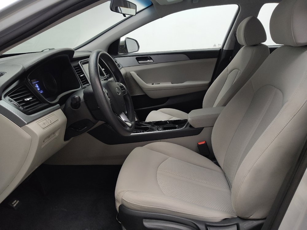 Used 2018 Hyundai Sonata SE FWD image 17