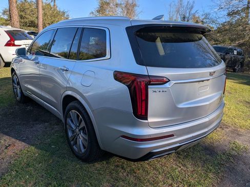 Used 2020 Cadillac XT6 Premium Luxury image 3