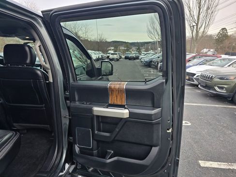 Used 2018 Ford F150 Lariat w/ Equipment Group 502A Luxury image 23