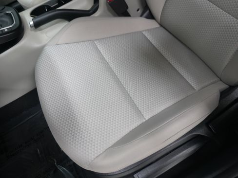 Used 2023 Kia Soul LX w/ LX Technology Package FWD image 12