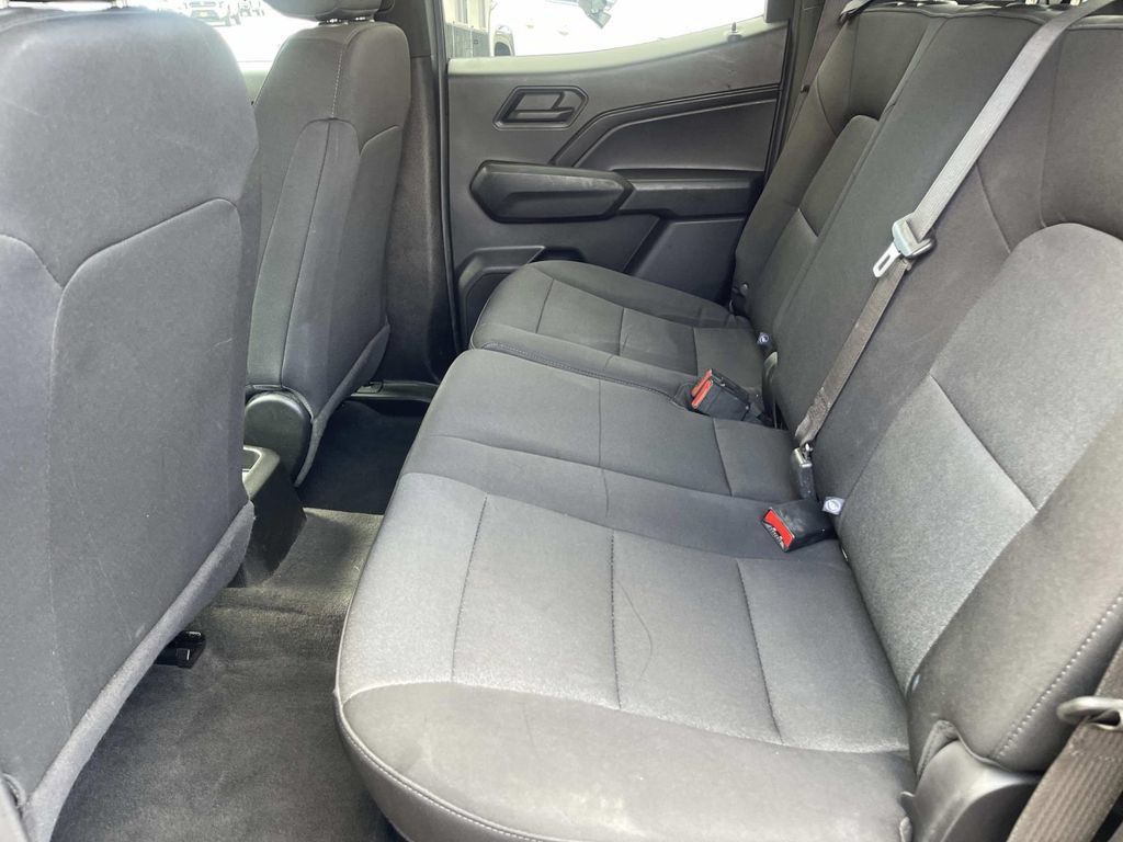Used 2024 Chevrolet Colorado W/T RWD image 13