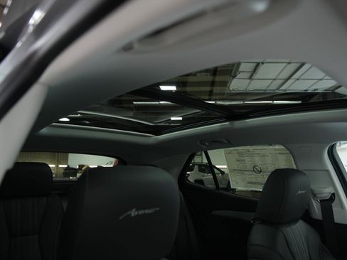 New 2026 Buick Envision Avenir image 18