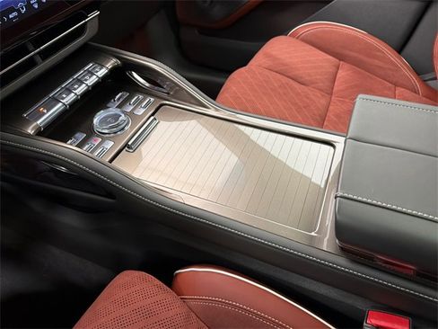 Used 2024 Lincoln Nautilus Black Label w/ Jet Appearance Package (87T) image 32