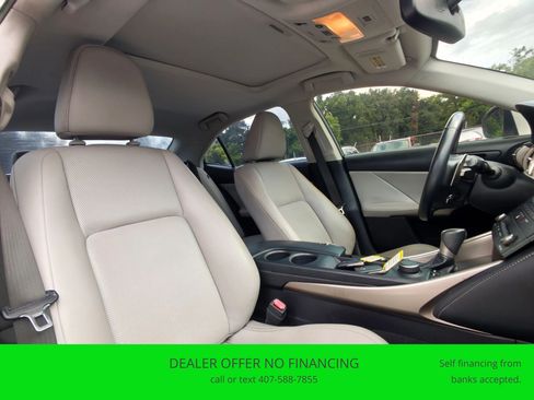 Used 2015 Lexus IS 250 RWD image 19
