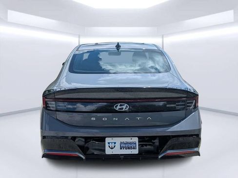 Used 2025 Hyundai Sonata SEL FWD image 4