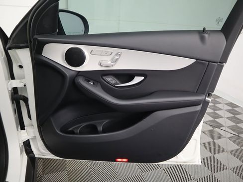 Certified 2022 Mercedes-Benz GLC 300 image 25