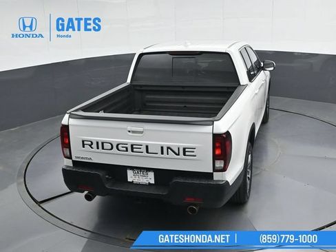 Certified 2025 Honda Ridgeline RTL image 41