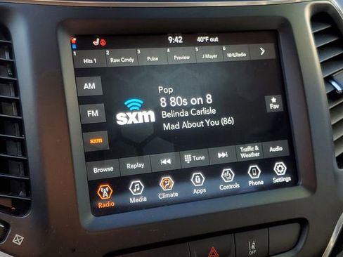 Used 2022 Jeep Cherokee Latitude image 21