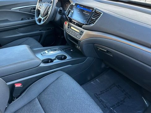 Certified 2024 Honda Ridgeline Sport image 17