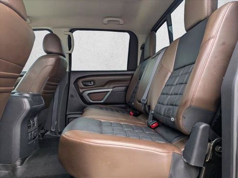 Used 2017 Nissan Titan Platinum Reserve AWD/4WD image 19