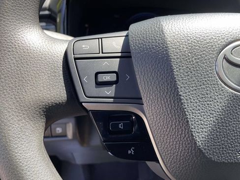 Used 2025 Toyota Camry LE FWD image 20