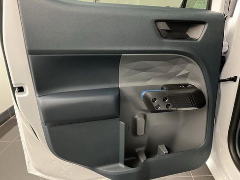 New 2025 Ford Maverick Lobo image 32