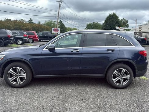 Used 2019 Mercedes-Benz GLC 300 4MATIC image 3