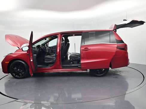 Used 2025 Honda Odyssey Sport-L image 72
