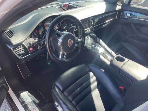 Used 2014 Porsche Panamera GTS image 11
