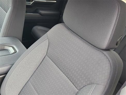 Used 2024 Chevrolet Silverado 1500 LT image 24