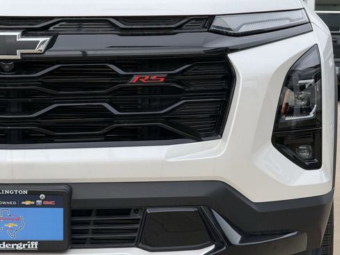 Certified 2025 Chevrolet Equinox RS w/ Safety and Technology Package image 8