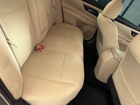 Used 2015 Nissan Altima 2.5 S w/ Special Edition Package FWD image 17