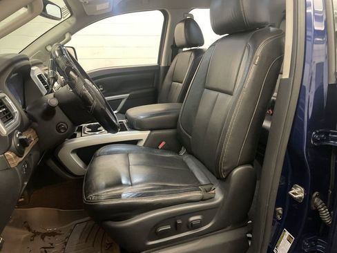 Used 2016 Nissan Titan SL image 13