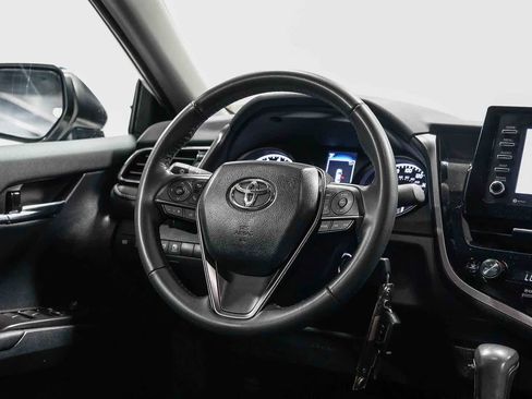 Used 2024 Toyota Camry SE FWD image 15
