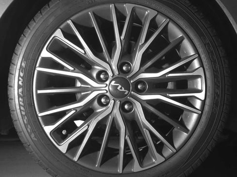 Used 2022 Kia Forte GT-Line w/ GT-Line Technology Package image 11