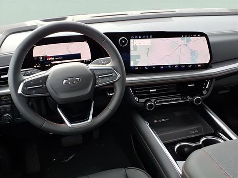 New 2026 Chevrolet Suburban RST w/ RST Capability Package image 18