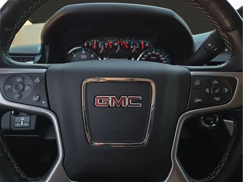 Used 2020 GMC Yukon XL SLT w/ Premium Edition RWD image 19