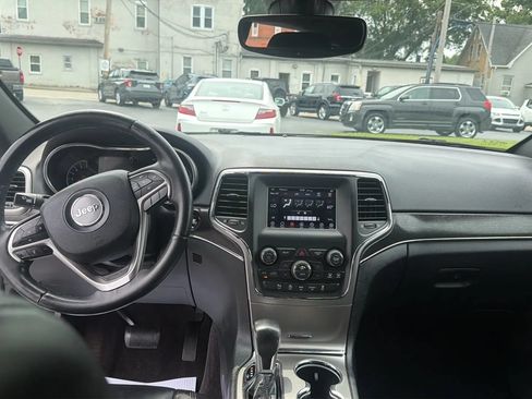 Used 2018 Jeep Grand Cherokee Limited w/ Trailer Tow Group IV AWD/4WD image 12