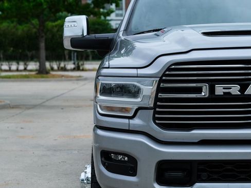 Used 2024 RAM 3500 Laramie w/ Sport Appearance Package AWD/4WD image 5