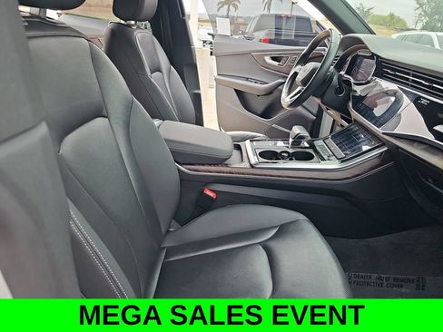 Used 2019 Audi Q8 Premium Plus w/ Premium Plus AWD/4WD image 10