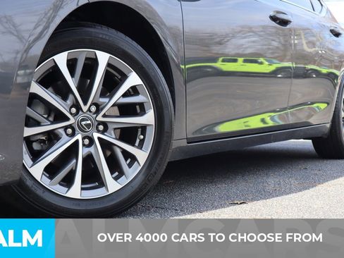 Used 2023 Lexus ES 350 w/ Accessory Package (Z2) image 2