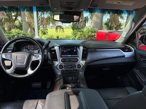 Used 2018 GMC Yukon SLT RWD image 18