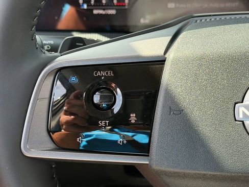 New 2026 Nissan Murano SV AWD/4WD image 13