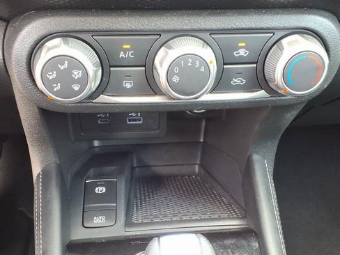 Used 2023 Nissan Kicks SV FWD image 29