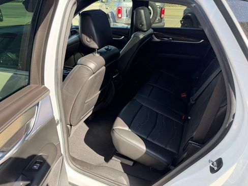 Used 2022 Cadillac XT5 Premium Luxury w/ Platinum Package AWD/4WD image 12