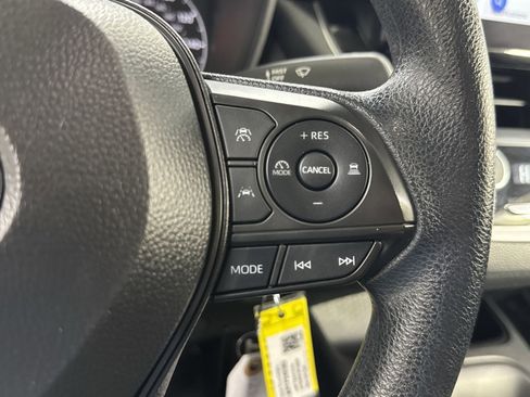 Used 2024 Toyota Corolla LE FWD image 44
