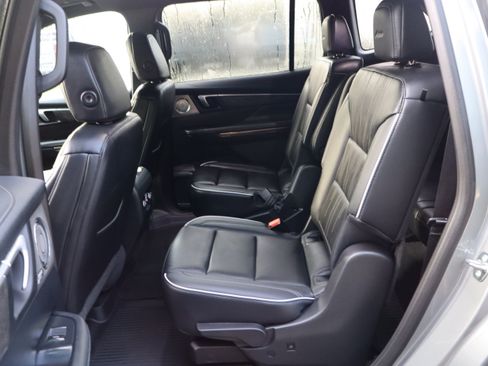 Used 2026 Buick Enclave Avenir w/ Super Cruise Package FWD image 52